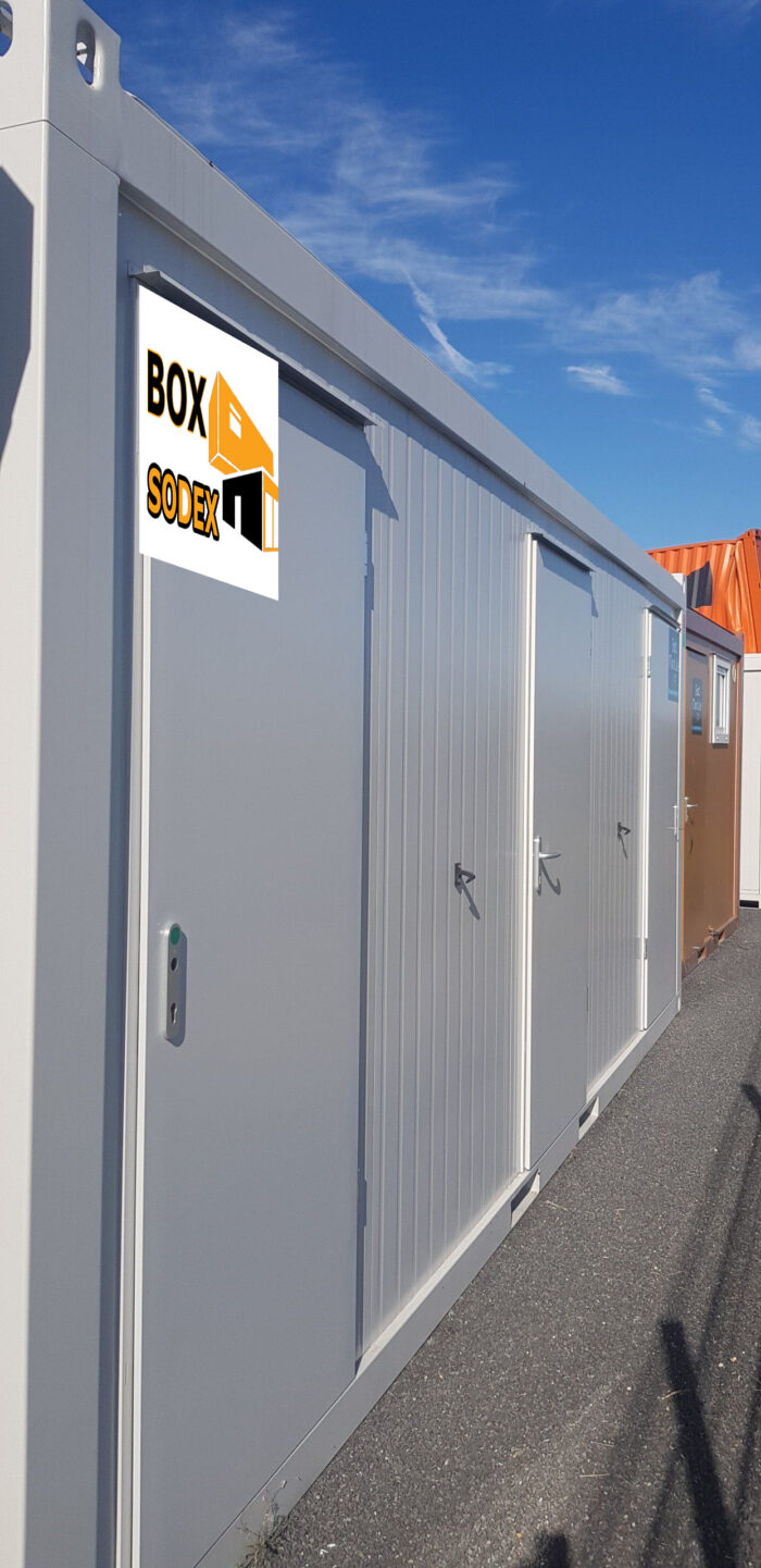 BATIMODULE 20′ Sanitaire (4 WC-1 WC PMR-2 URINOIRS-3 LAVABOS) – Image 17